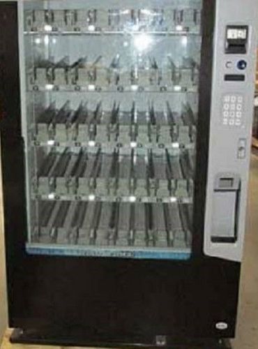 Vendo vue 40 GLASS FRONT drink vening machine