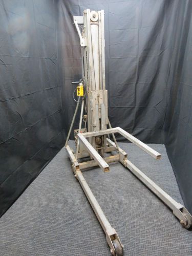 Genie load handler 1000lb 10&#039; hydraulic material lift for sale