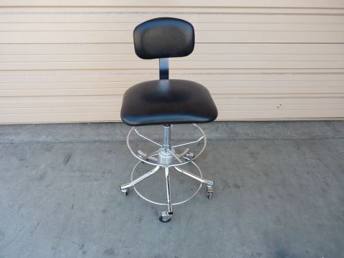 Black Rolling Chair w/ Foot rest ring