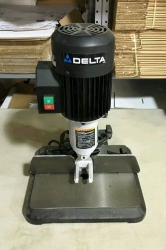 Delta 14-651 Professional 1/2HP Bench Hollow Chisel Mortiser -4 pc. Mortiser set
