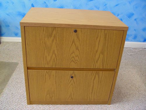 2 DRAWERS WOODEN FILE CABINET