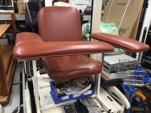 Custom Comfort Medtek Blood Drawing Chair