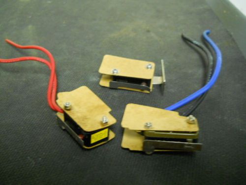 3 Omron Mini Snap-Action Switches E-466 Out of a Elmo/Honeywell Dual 8 Projector