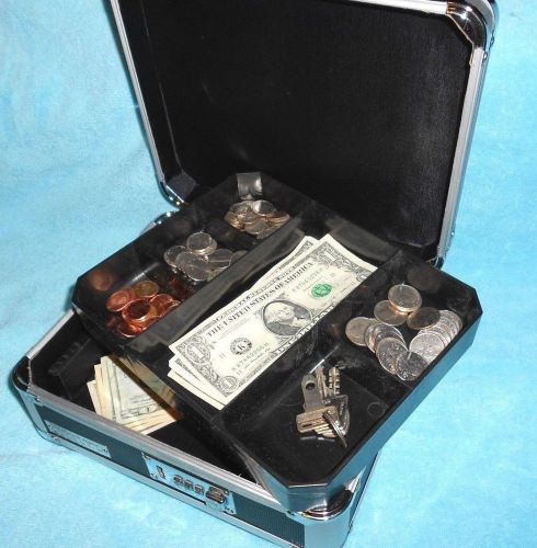 Large VAULTZ Locking Cash Box w/ change drawer tray