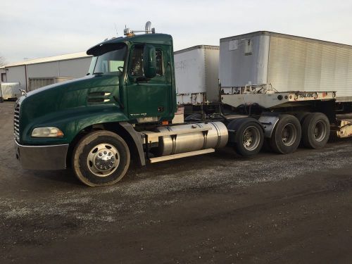 2001 Mack Tri Axle Semi Daycab Wet Kit