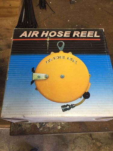 1/4&#034; Air Hose Reel. 28&#039; Long With Fittings