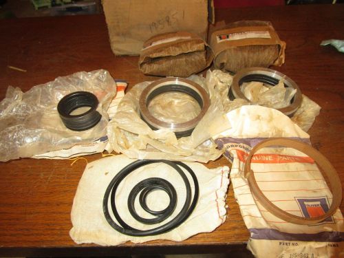 Oliver tractor backhoes 510,613,615 BRAND NEW swing cylinder seal kit N.O.S.