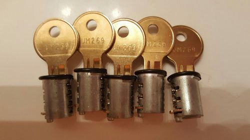 LOT OF (5) HERMAN MILLER LOCK CORES (NEW) #UM269. ALL WITH KEYS.