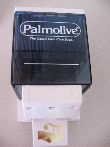 PALMOLIVE SOAP DISPENSER MODEL # 216004 ( NEW IN PACKAGE ) - 500 ml