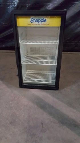 True gdm-06 6 cu. ft. countertop glass door cooler for sale