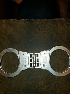 Smith and Wesson M-300 Handcuffs