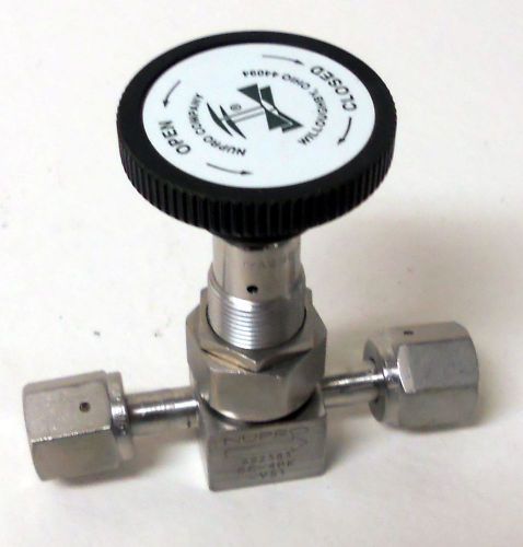 NUPRO SS-4BK-VS1 MANUAL GAS SHUT OFF VALVE WITH FEMALE 1/4&#034; VCR FITTINGS