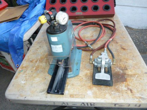 Amp 91112-2 pneumatic crimper flat cable press w/ foot control     no reserve for sale
