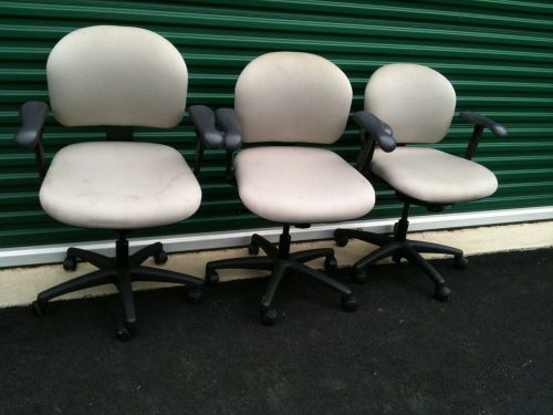 Office Chairs---beige/white---***Lot of 3***Good Cosmetic!---Good!$$$!