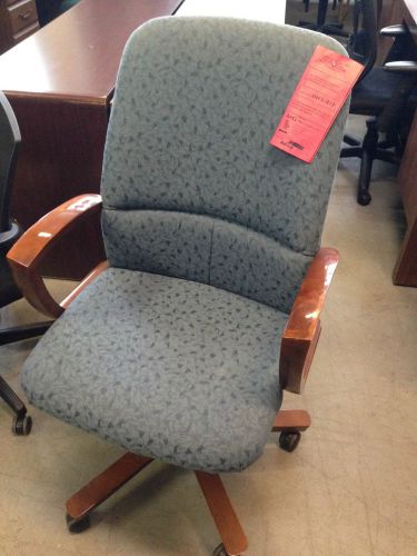***EXECUTIVE HIGH BACK CHAIR by KIMBALL INTERNATIONAL OFFICE FURNITURE***