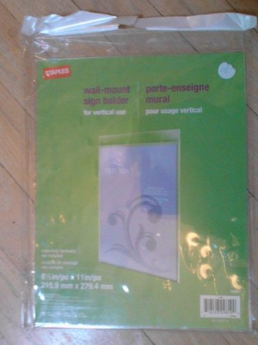 Staples Wall Mount Vertical Use Sign Holder 8.5&#034; x 11&#034; - NIP - #16651