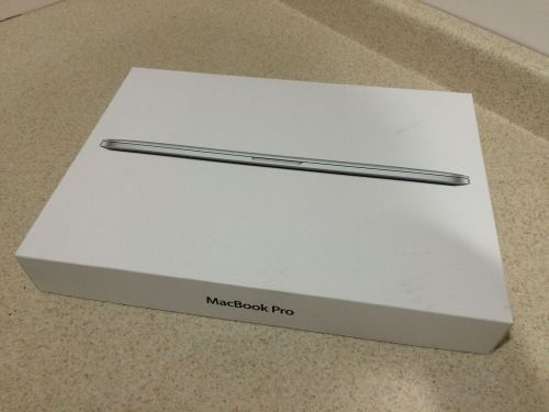 Apple MacBook Retina 15&#034; BOX ONLY **FREE SHIPPING**