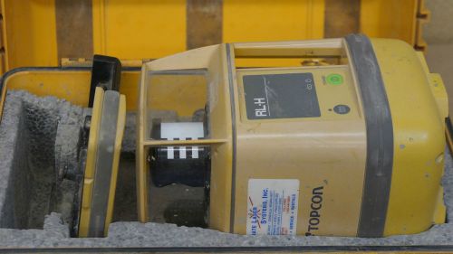 TopCon RL-H self leveling Automatic Rotating laser level &#034; AS IS&#034; (2965)