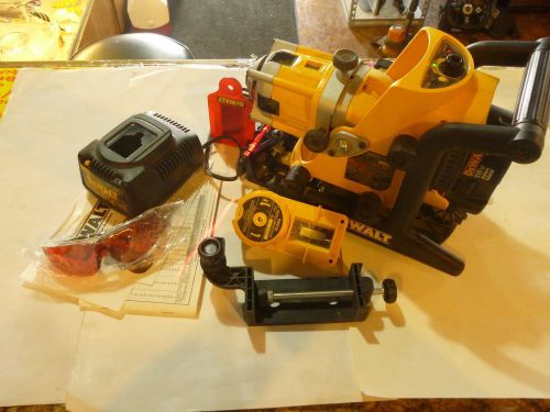 DeWalt 18V Cordless Rotary Laser Level DW073 with more  tested works great