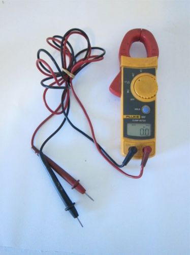 Fluke 322 Clamp Meter W/ Leads 