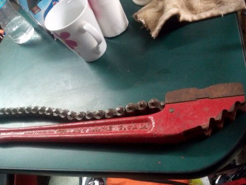 Reed mfg chain wrench wa18  pipe &amp; fittings 2 1/2 used for sale
