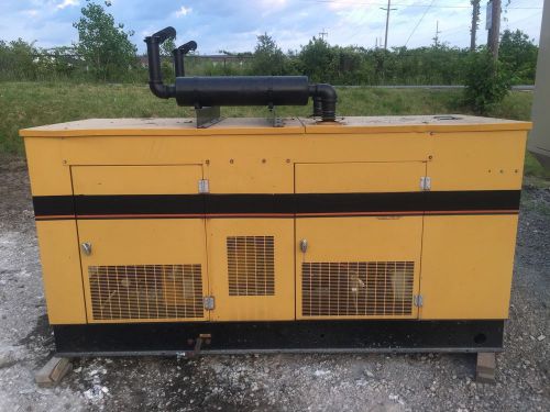 Cat olympian 30kw natural gas propane generator 5.7 gm 443 hrs 120/208 enclosed for sale