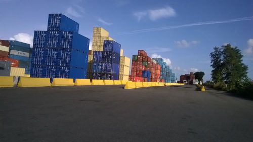 Cargo shipping containers for all your international cargo for sale