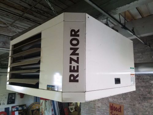 Reznor udap-175 175,000 btu v3 power vented natural gas fired unit heater - new for sale
