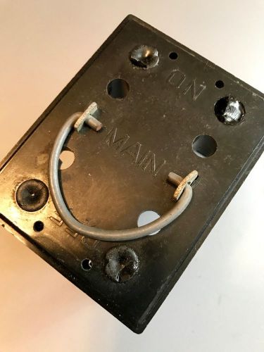 Main Fuse Pullout Lid 60 Amp With Fuses
