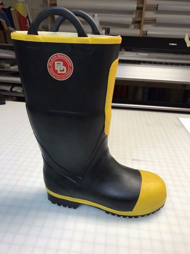 Black Diamond rubber Kevlar lined and insulated FF boot Sz.5 Mens