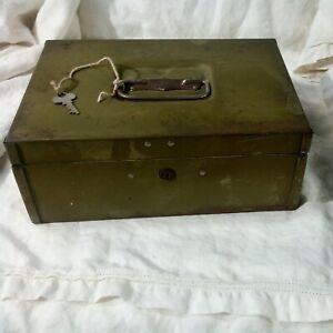 Vintage Banker Brand Metal CASH Money Box With Key Green 11x8x4 Patina