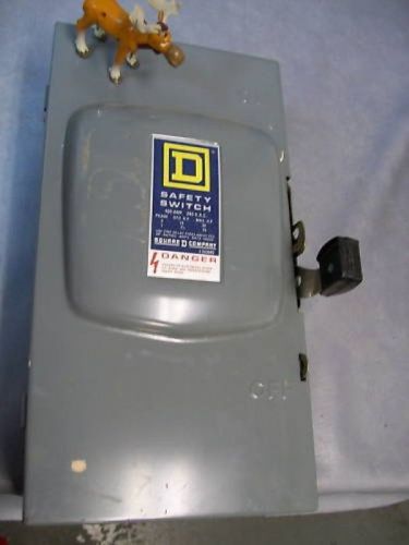 Square d 100 amp 240v d323n fusable safety switch for sale