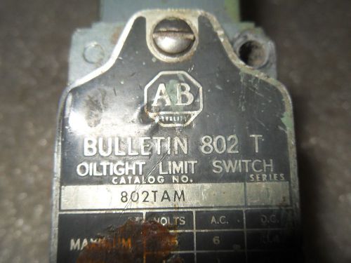 (V19-2) 1 USED ALLEN BRADLEY 802TAM OILTIGHT LIMIT SWITCH