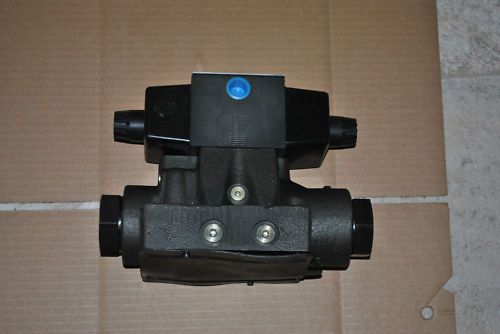 Parker   d63w3c4nyci 36  hydraulic control valve 4 way  high flow for sale