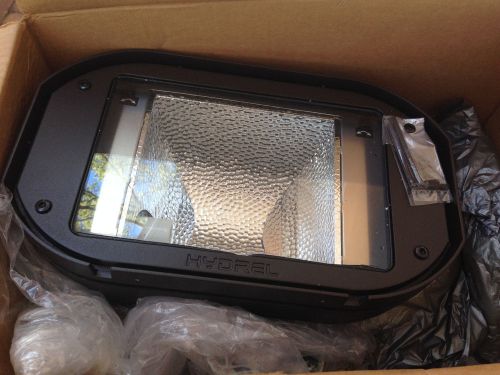 New hydrel 7000 series outdoor flood light fixture for sale