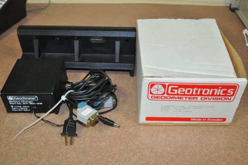 Geodimeter Charger 571 901 016 and dock 571 180 022