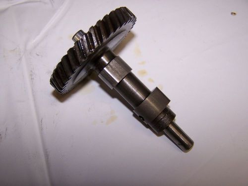 Antique briggs and stratton wmb camshaft Part# 61703