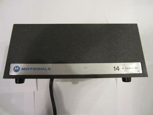 Motorola 14 Charger Model NLN8856 MX MX300 MX800 STX Portable Radio HAM