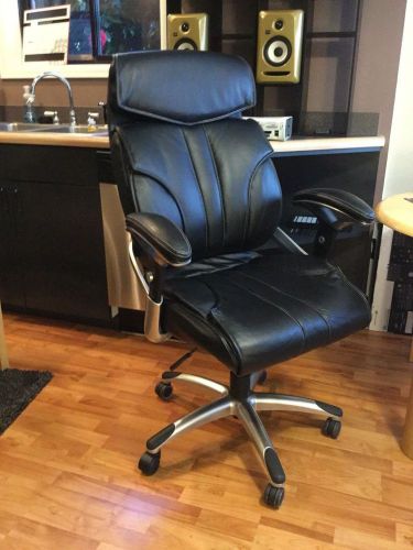 True Innovations High Back Executive Business Chair || Bonded Leather || Black