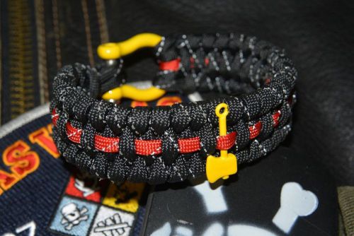 Black reflective firefighter fire rescue bunker turnout gear paracord bracelet for sale