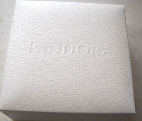 10 LOT AUTHENTIC PANDORA CHARM EMPTY BOXES NEW 2X1+1/2 INCHES WITH CUSHION