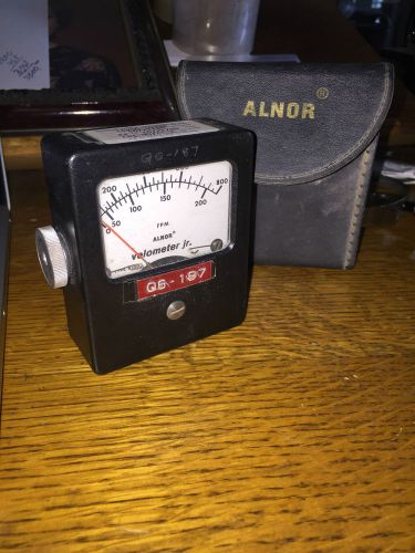 Alnor Velometer Jr - Direct Reading Air Velocity Meter IN CASE