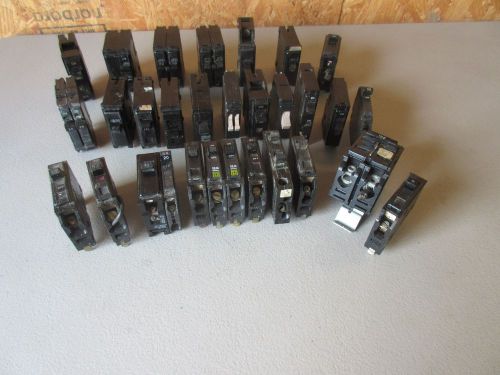 ASSORTMENT OF VARIOUS TYPE OF CIRCUIT BREAKERS (LOT OF 30) TR