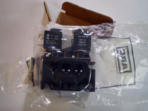 Aro a821sd-120-a-c solenoid valve a 821 sd 120 a  120v new nos nib for sale