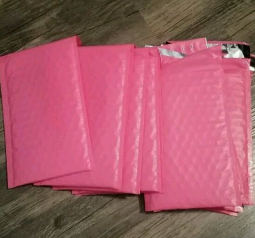 30 New Hot Pink 4x8 Bubble Mailers,  Pink Padded Shipping Mailing Envelopes