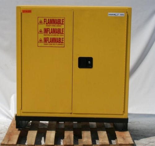 Vwr 30 gal flammable storage cabinet for sale
