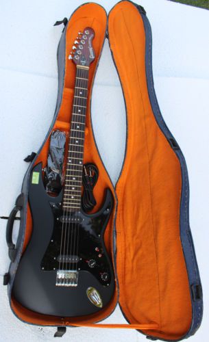 GUITAR GIVSON BLACK ELECTRIC SUPER DELUXE NEW BRAND