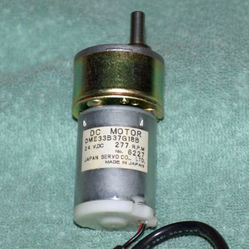 DS/SCREEN Motor (Squeeze),  P/N:70700797, DME33B37G18B, 24VDC, 277RPM, NEW