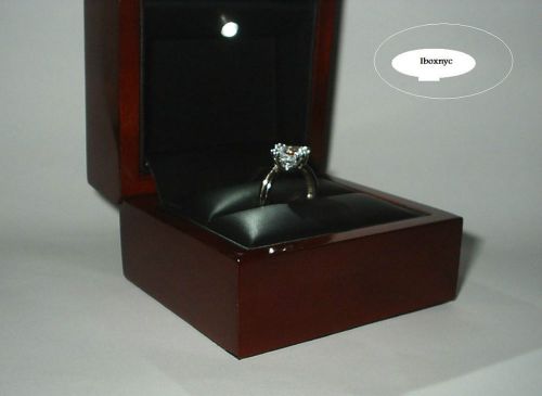 New bright led lighted mahogany wood fancy engagement ring gift light box case for sale