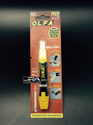 OLFA MODEL DA-1 / 9 MM KNIFE WITH BUILT IN BLADE SNAPPER / DISPOSAL CONTAINER